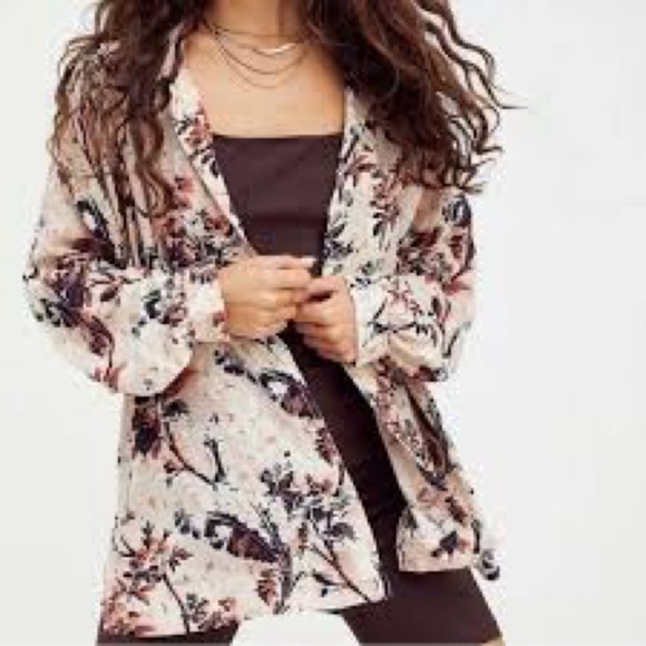 We The Free Button Up Shirt Small Blue Pink Oversized Its A Vibe Hawaiian Floral - Picture 1 of 11